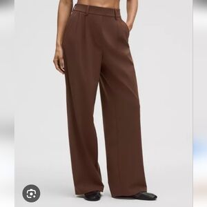 lululemon athletica Daydrift High-Rise Trousers in Brown